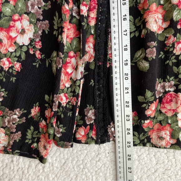 Altar'd State Women's long sleeve black floral boho blouse, Sz L - Picture 9 of 17